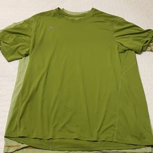 7 activewear men’s t-shirts. All 7 for one price!